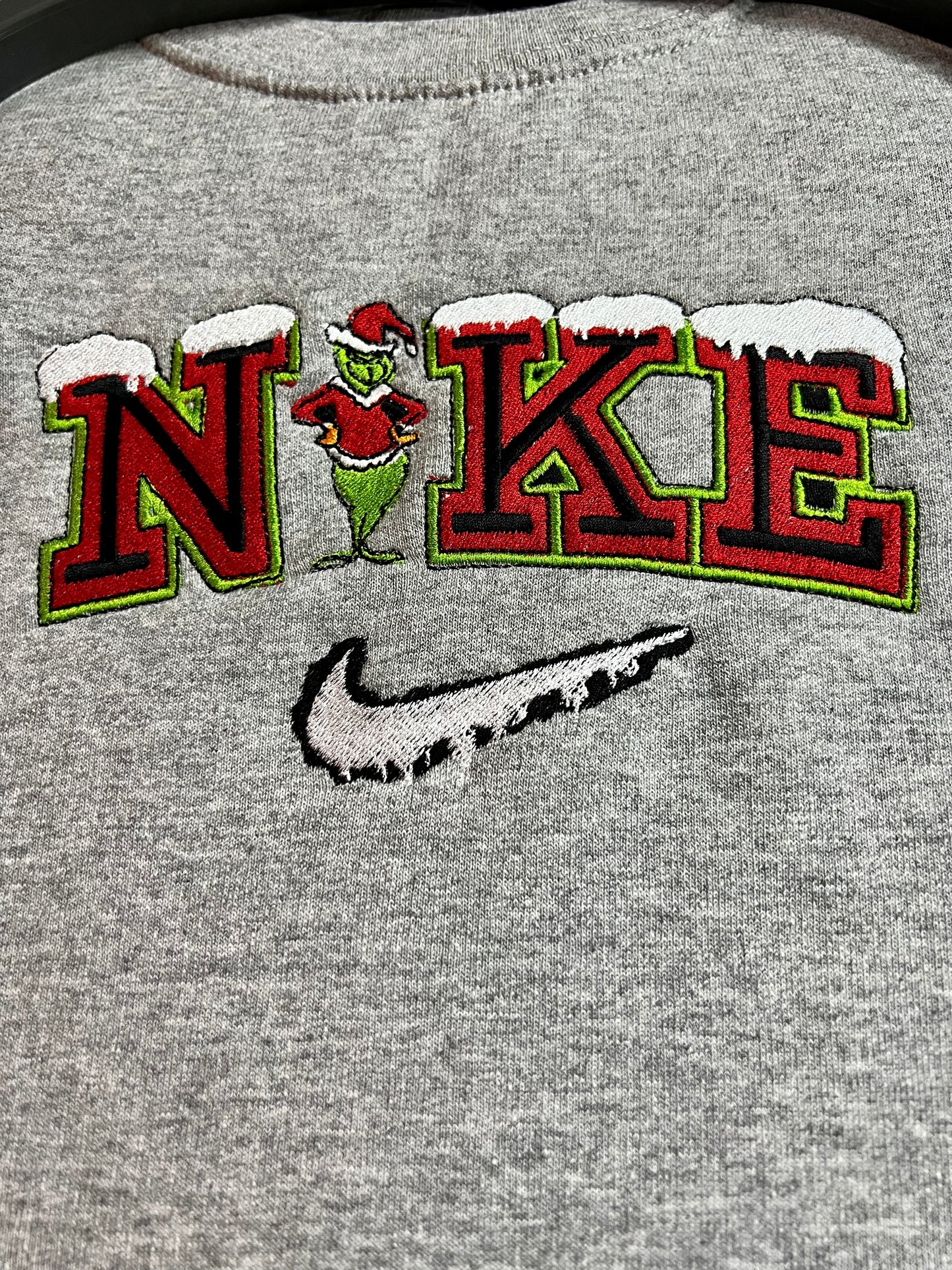 Nike - Christmas Grinch Edition